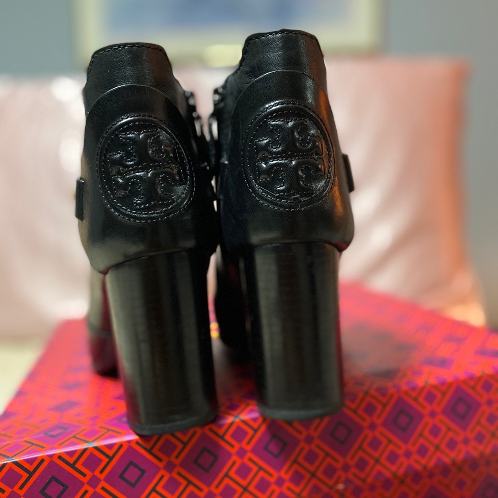 Tory Burch Ancle Boots
